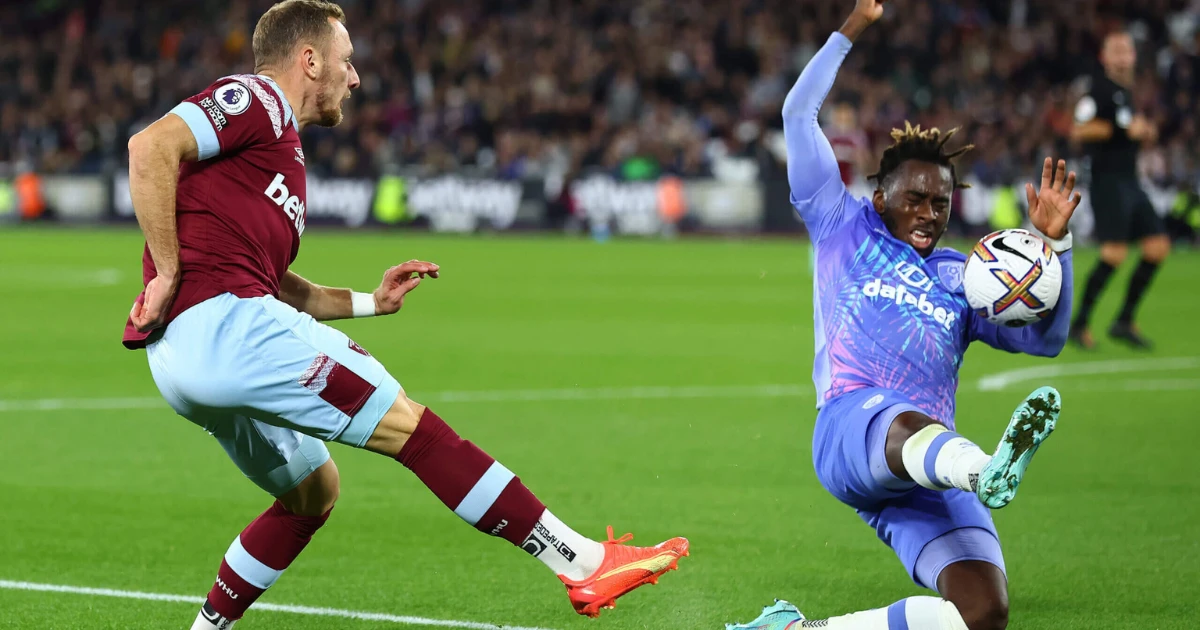 足球手球規則：認識判定標準與禁區手球判罰邏輯