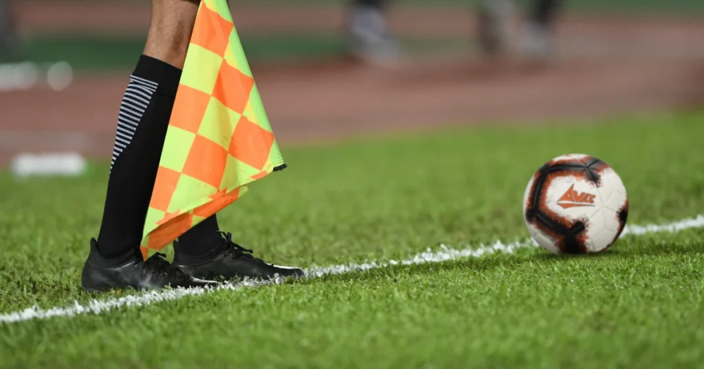 足球越位規則怎麼判？為什麼有些球不算越位